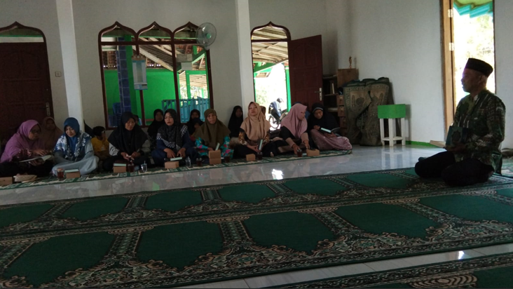 Halaqah Putaran ke-8 Alumni KTA Rayon Semin Tahun 2026 Digelar di TPA Masjid Al Amin Jelok